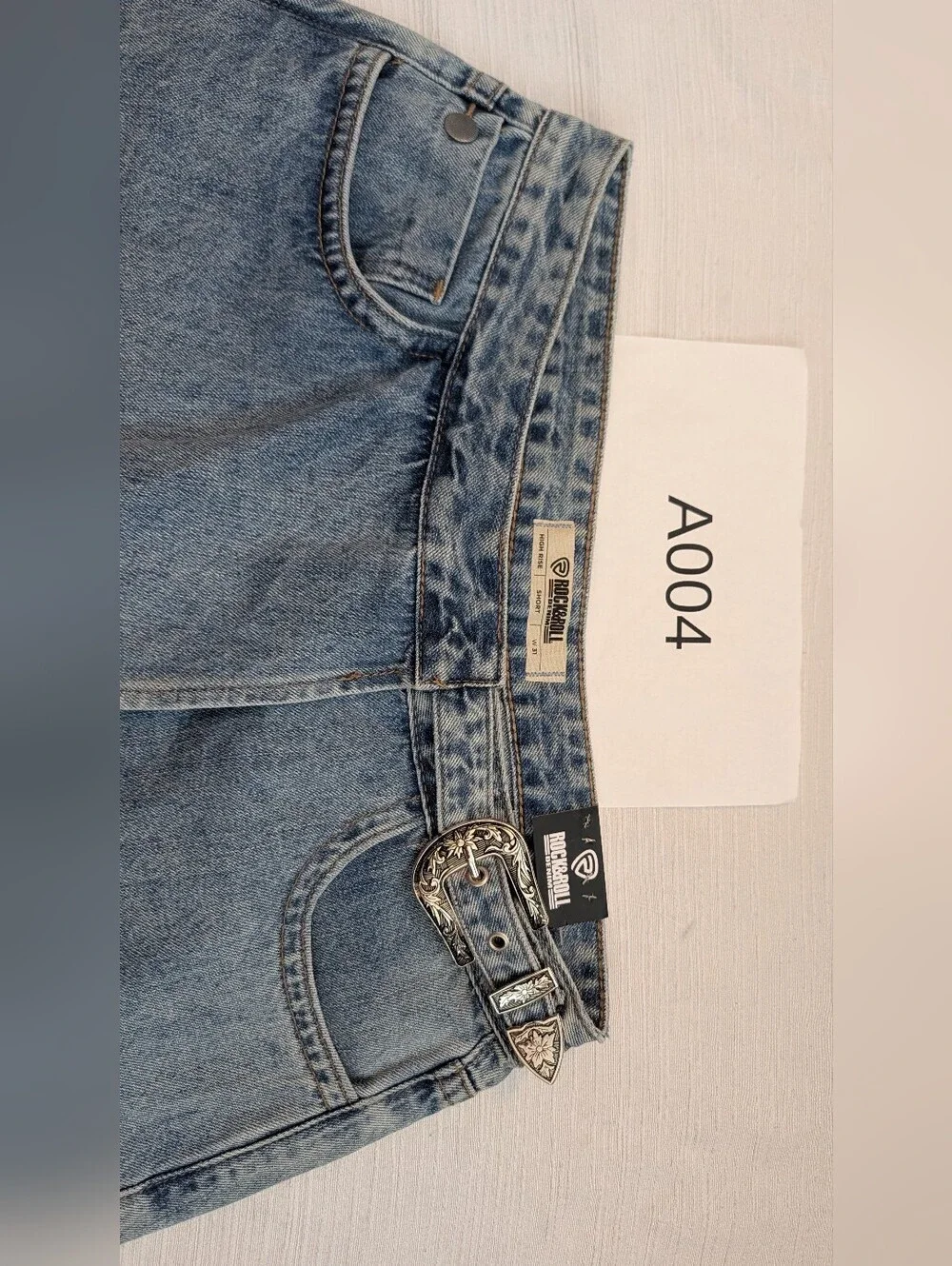 NWT Rock&Roll Denim Vintage-Inspired High Rise  Skort With Silver Buckle Sz 31